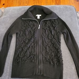 Woman's Zip Up Sweater